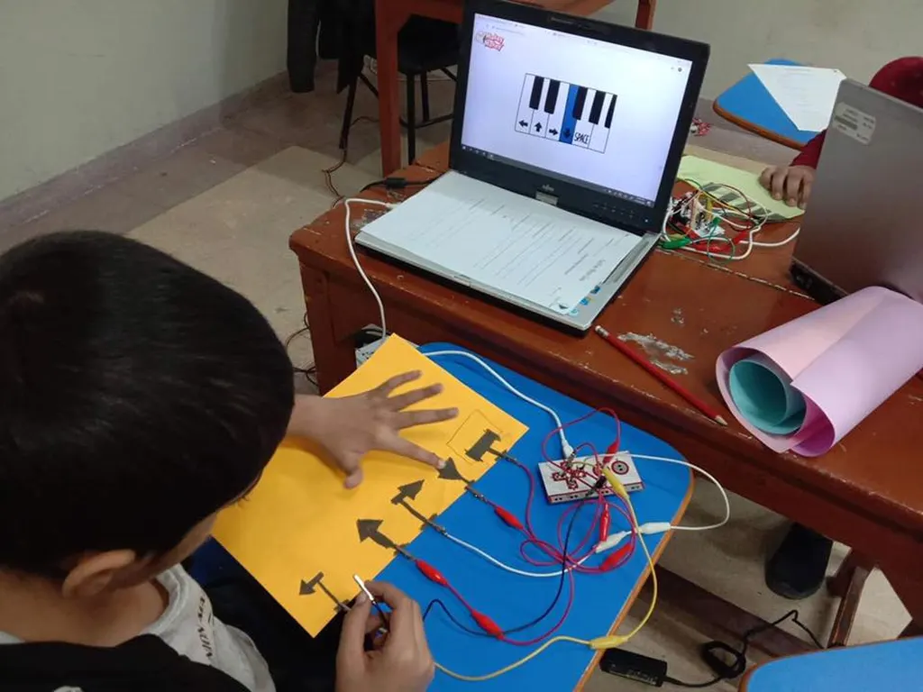 Interactive conductive touchpad control system